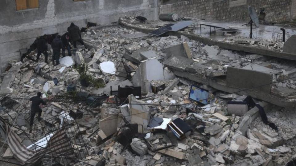 Više od 1,6 hiljada žrtava zemljotresa | Radio Televizija Budva