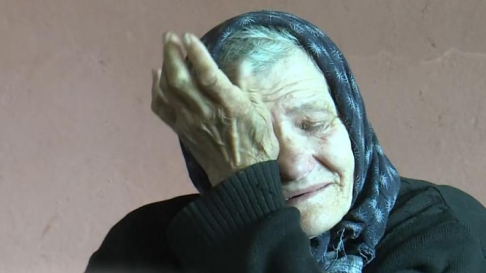 Porodica Bulatović živi od 177 eura penzije, nemaju vodu i kupatilo, krov prokišnjava (FOTO) | Radio Televizija Budva