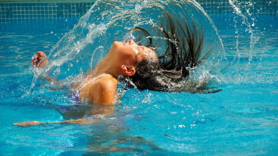Plivanje pozitivno utiče na tijelo, ali i na um | Radio Televizija Budva