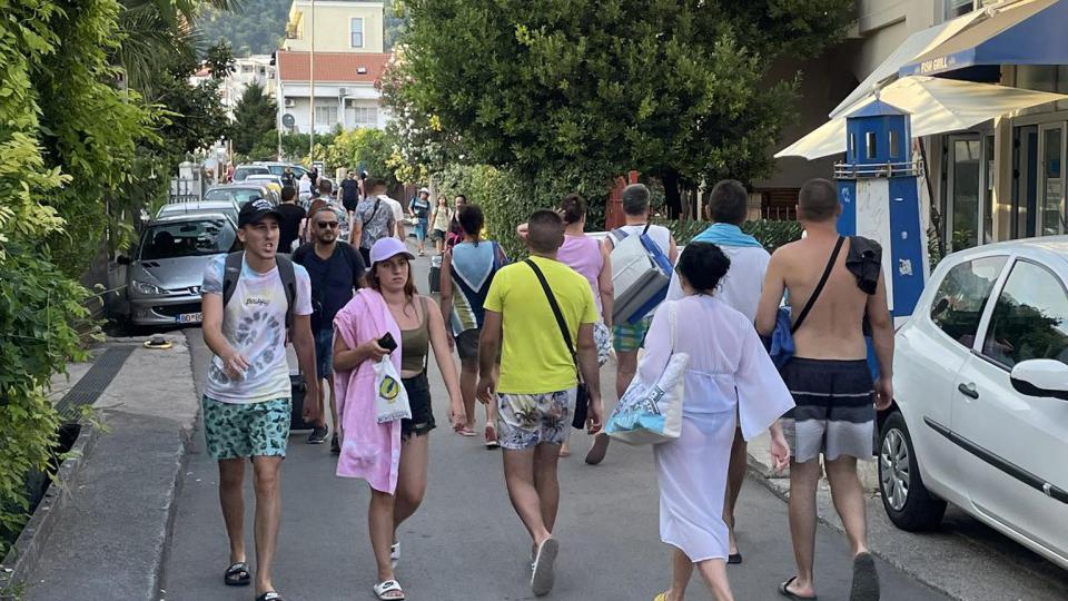 U CG 35% turista više nego prošle i 9% više nego 2019. godine | Radio Televizija Budva