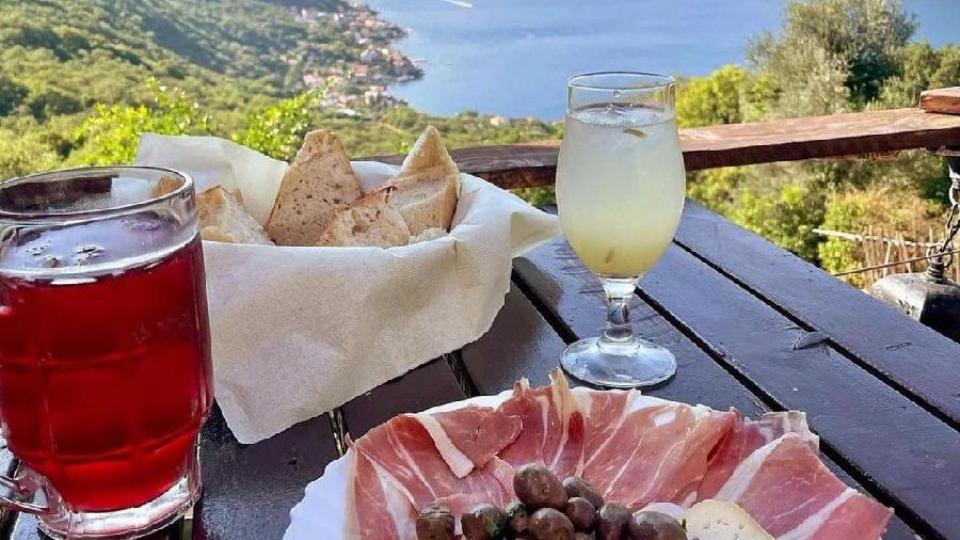 Crnogorska kuhinja osvojila svjetske gastronome | Radio Televizija Budva