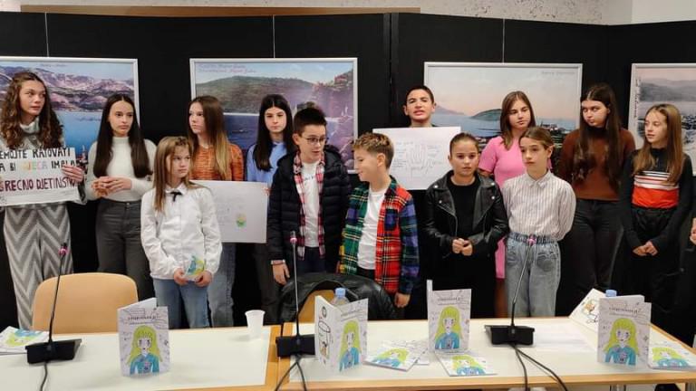 (FOTO/VIDEO) Promovisan zbornik dječijih radova STOP NASILJU! | Radio Televizija Budva