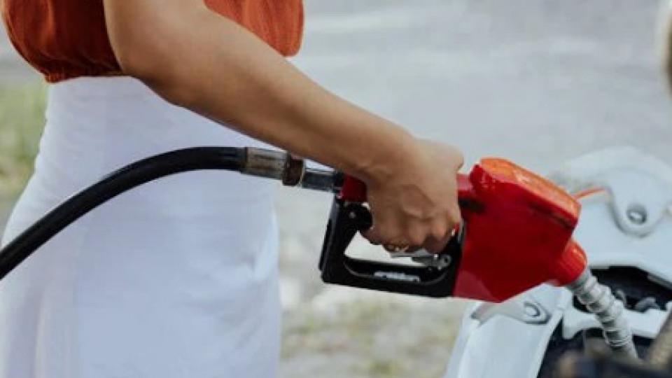 Amerikanka 7 meseci točila benzin besplatno! | Radio Televizija Budva